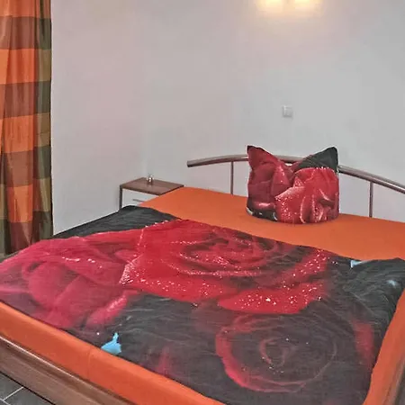 Pet Friendly In Usedom With Kitchen * Ostklune
