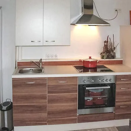 Casa de Férias Pet Friendly In Usedom With Kitchen Ostklune